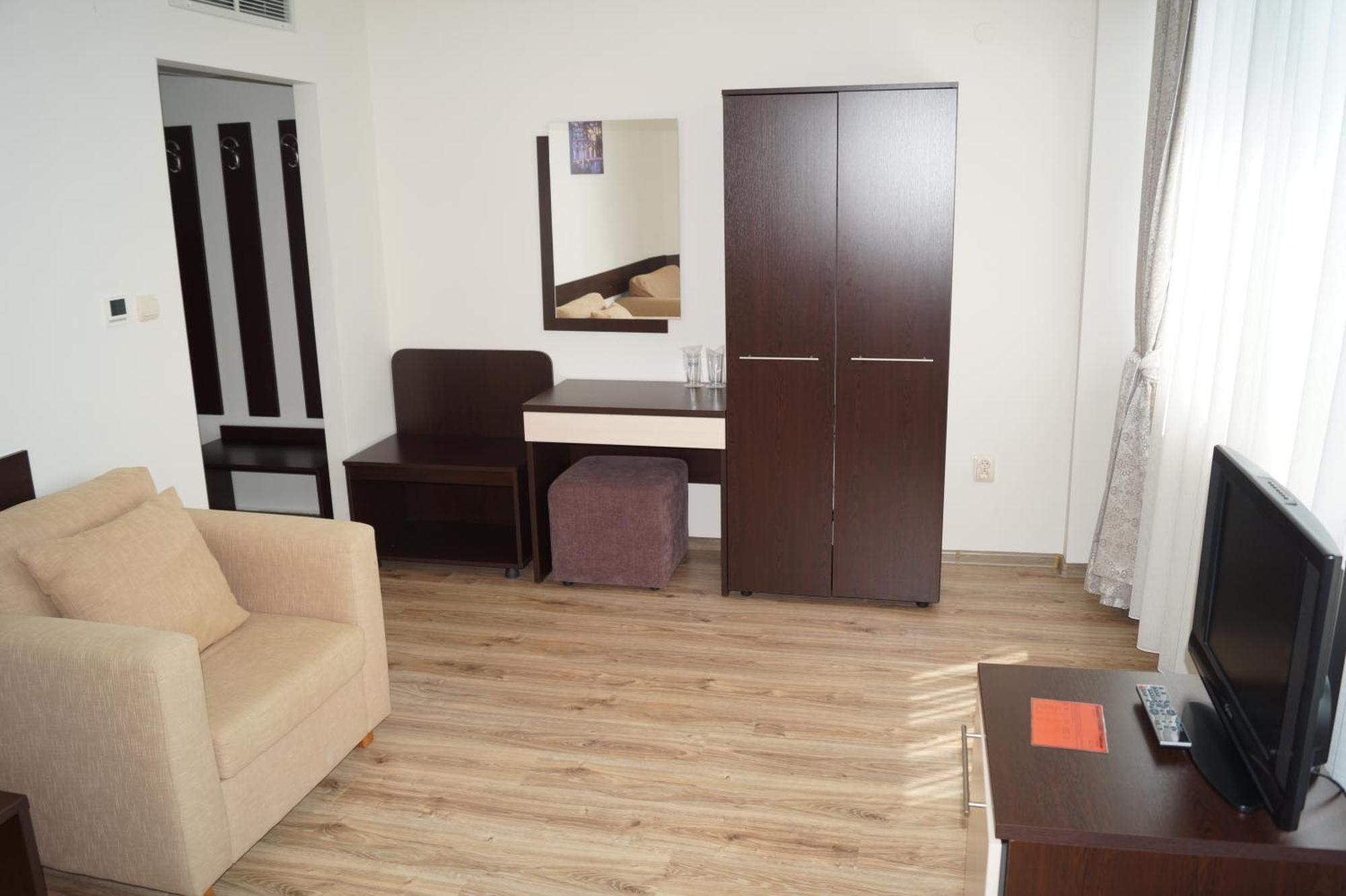 Hotel Kardjali Kurdzhali ภายนอก รูปภาพ