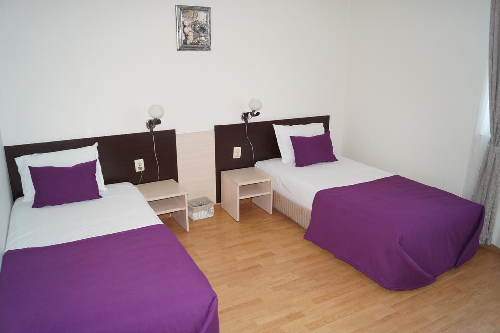 Hotel Kardjali Kurdzhali ภายนอก รูปภาพ