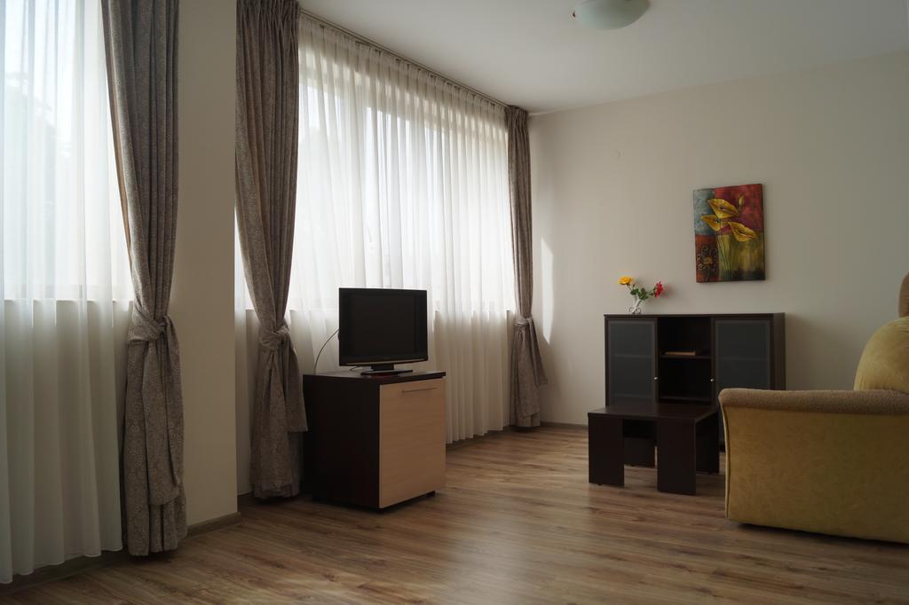 Hotel Kardjali Kurdzhali ภายนอก รูปภาพ
